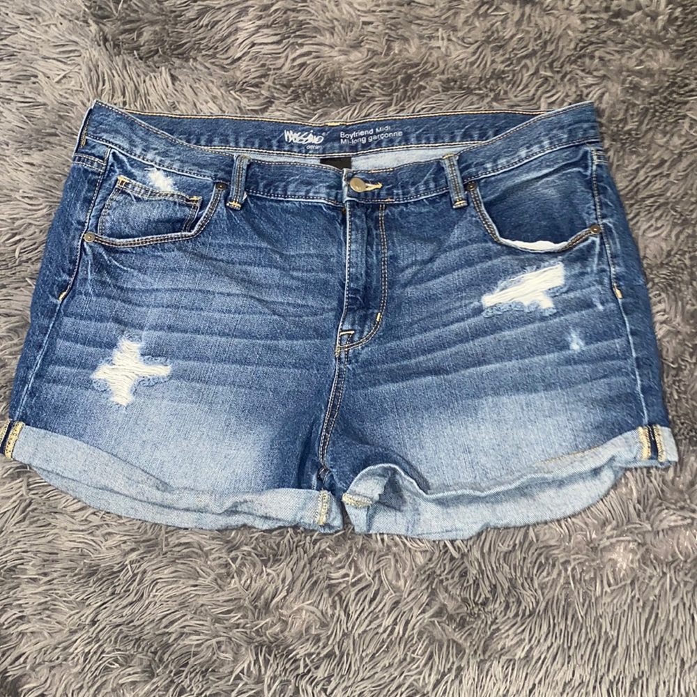 Boyfriend midi mi-long shorts